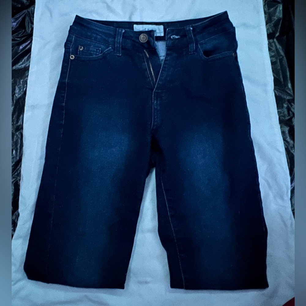 dark blue skinny jeans